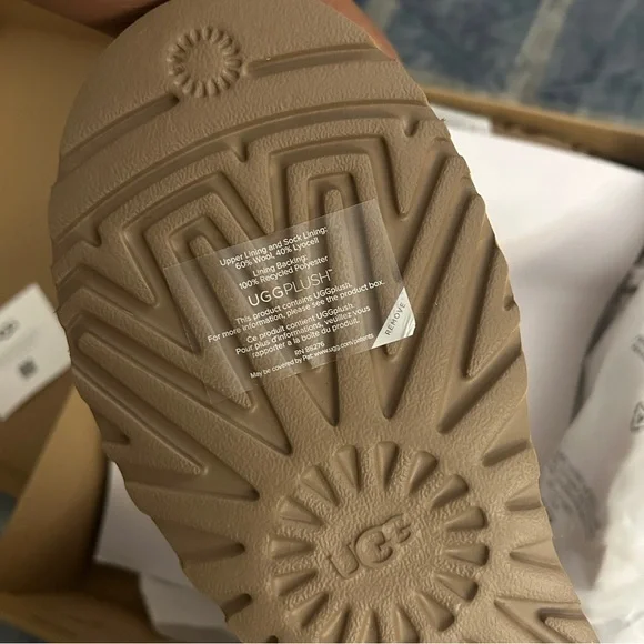 UGG Australia Short chesnut & Camo winter Boots 7 & 9 New in box - Picture 7 of 16